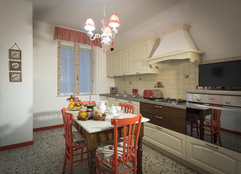 Апартаменти A Casa Di Nonna Ada Баньореджо Номер фото